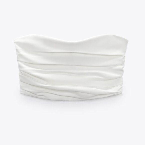 Zara Tops - Zara top crop corsetero 🕊️